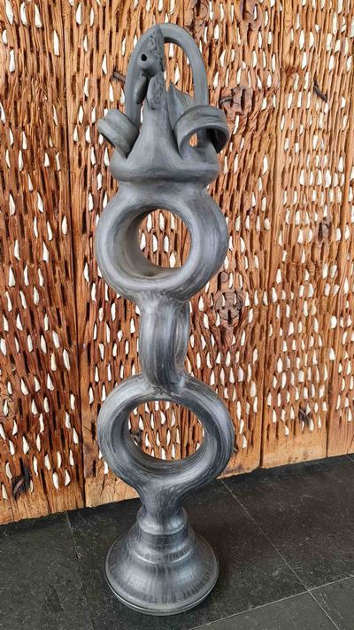 Botiijo gallo de ceramica negra de llamas del mouro