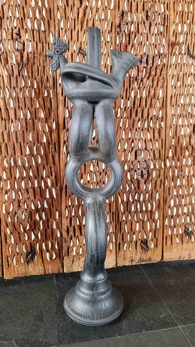 Botiijo gallo de ceramica negra de llamas del mouro