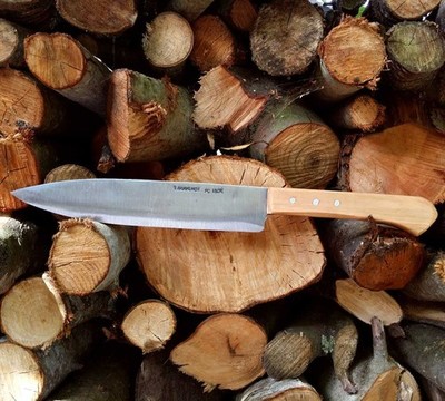 Cuchillo grande de cocina. PCB